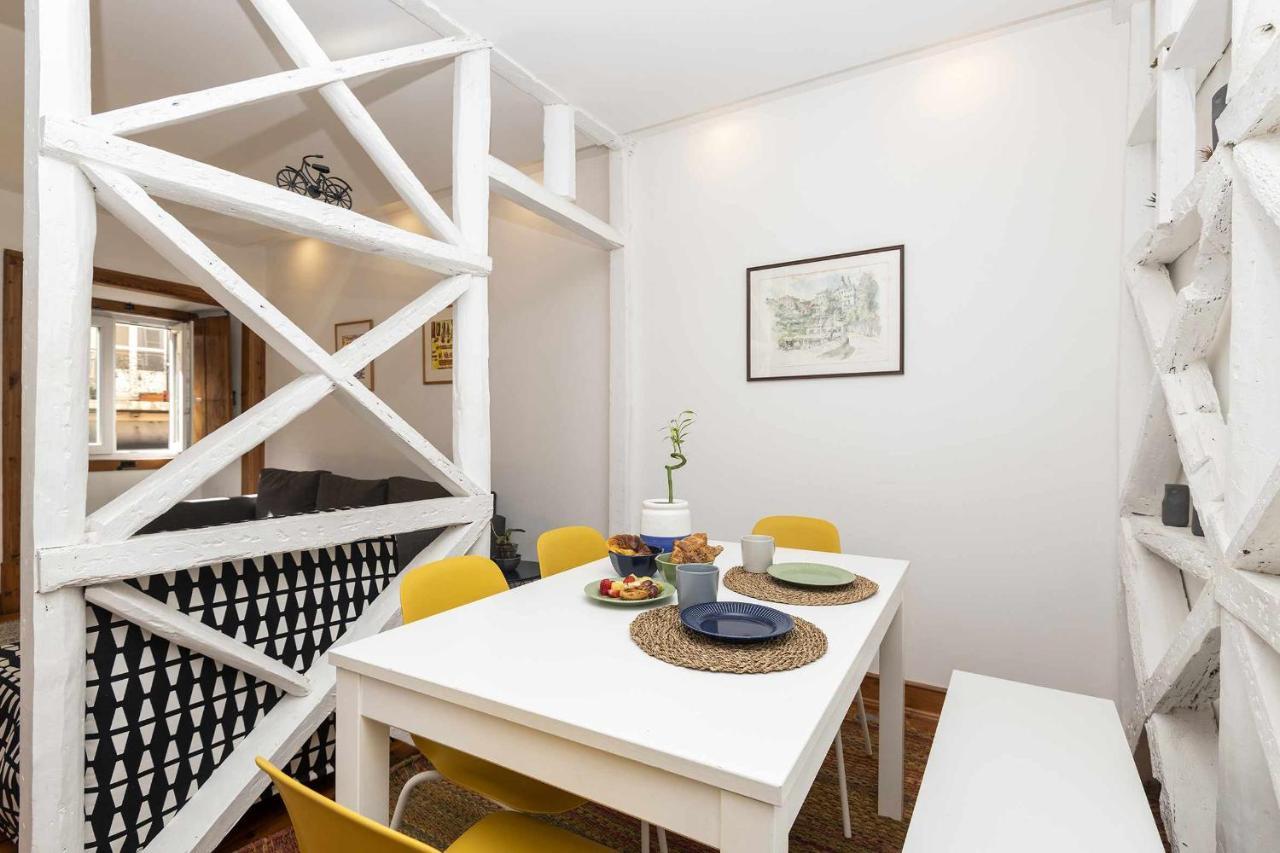 Typical Portuguese Apartment In Sao Bento リスボン エクステリア 写真