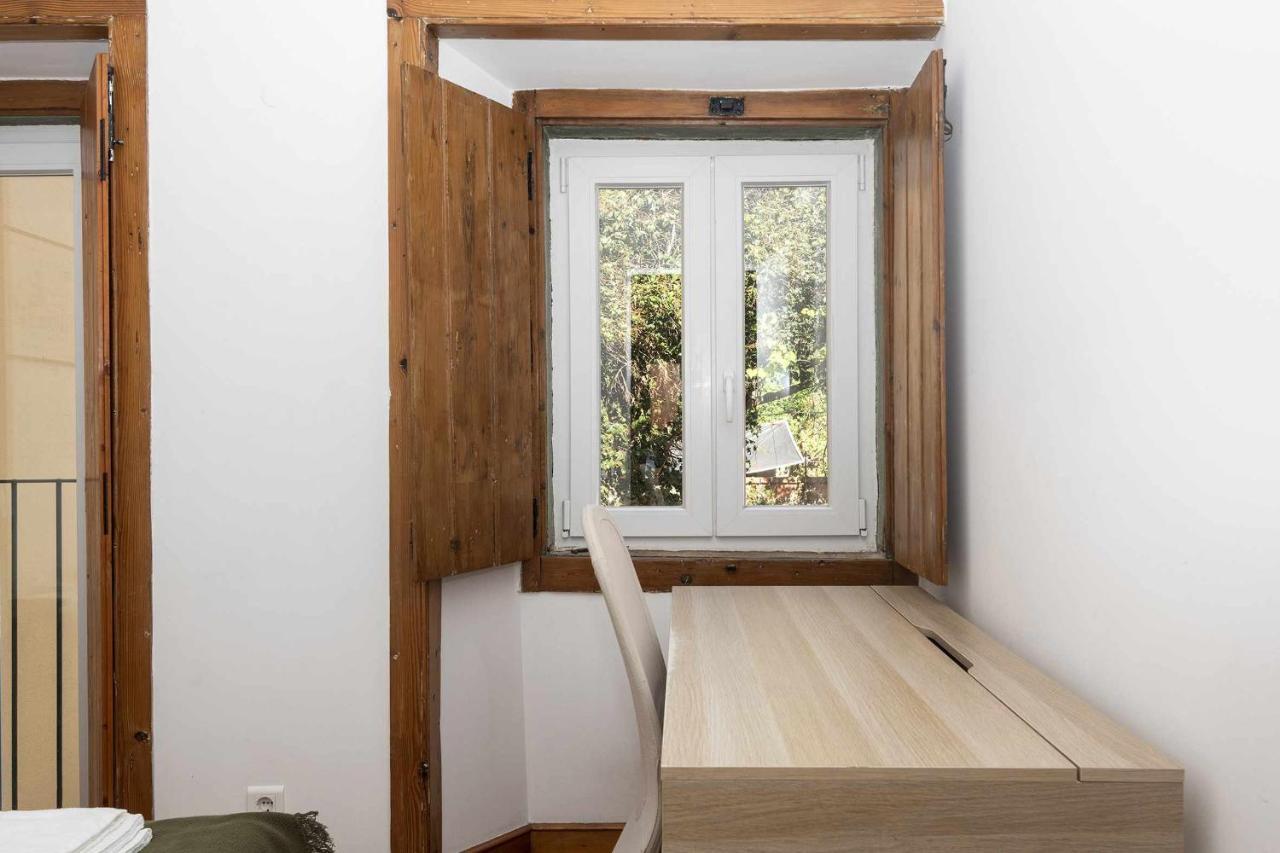 Typical Portuguese Apartment In Sao Bento リスボン エクステリア 写真