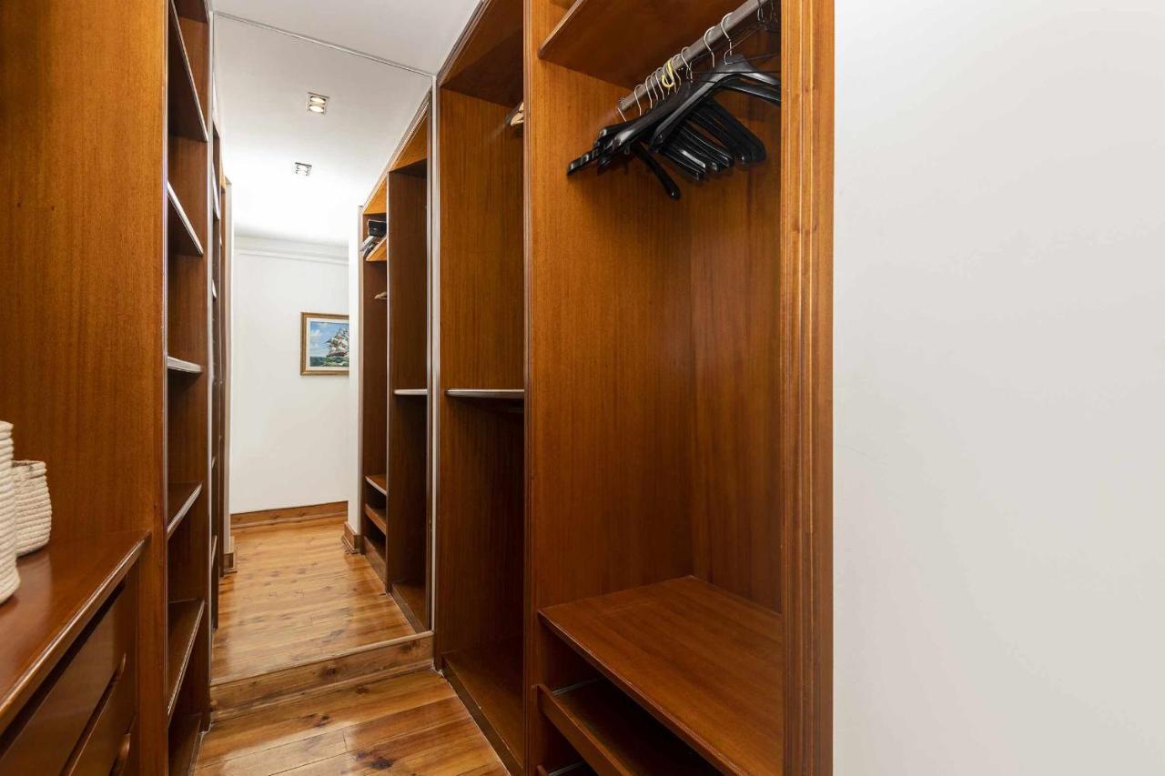 Typical Portuguese Apartment In Sao Bento リスボン エクステリア 写真