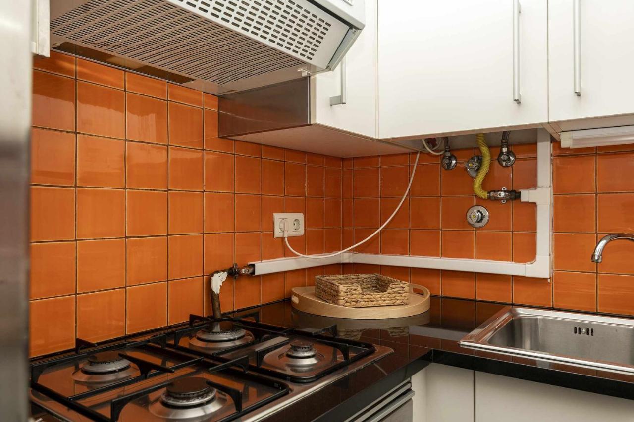 Typical Portuguese Apartment In Sao Bento リスボン エクステリア 写真